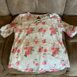 No Boundaries Ladies Lace/Floral Blouse